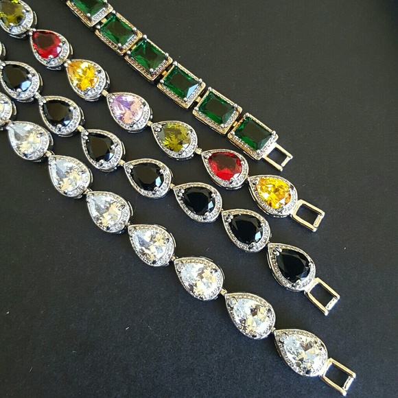 Faux onyx bracelet - Picture 3 of 3